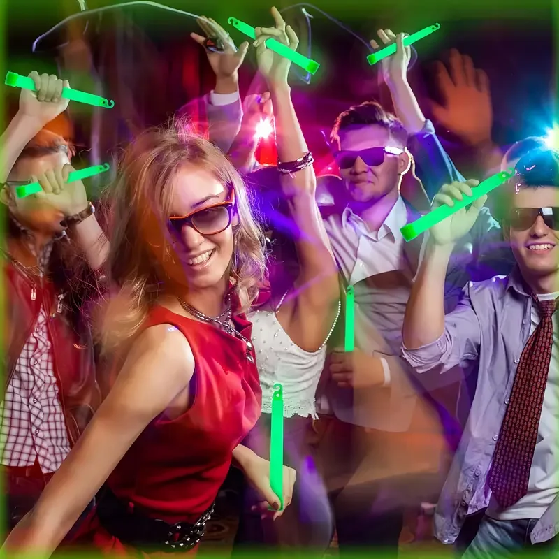 Green Chemiluminescent Glow-in - Glow Sticks Survival 评论和价格